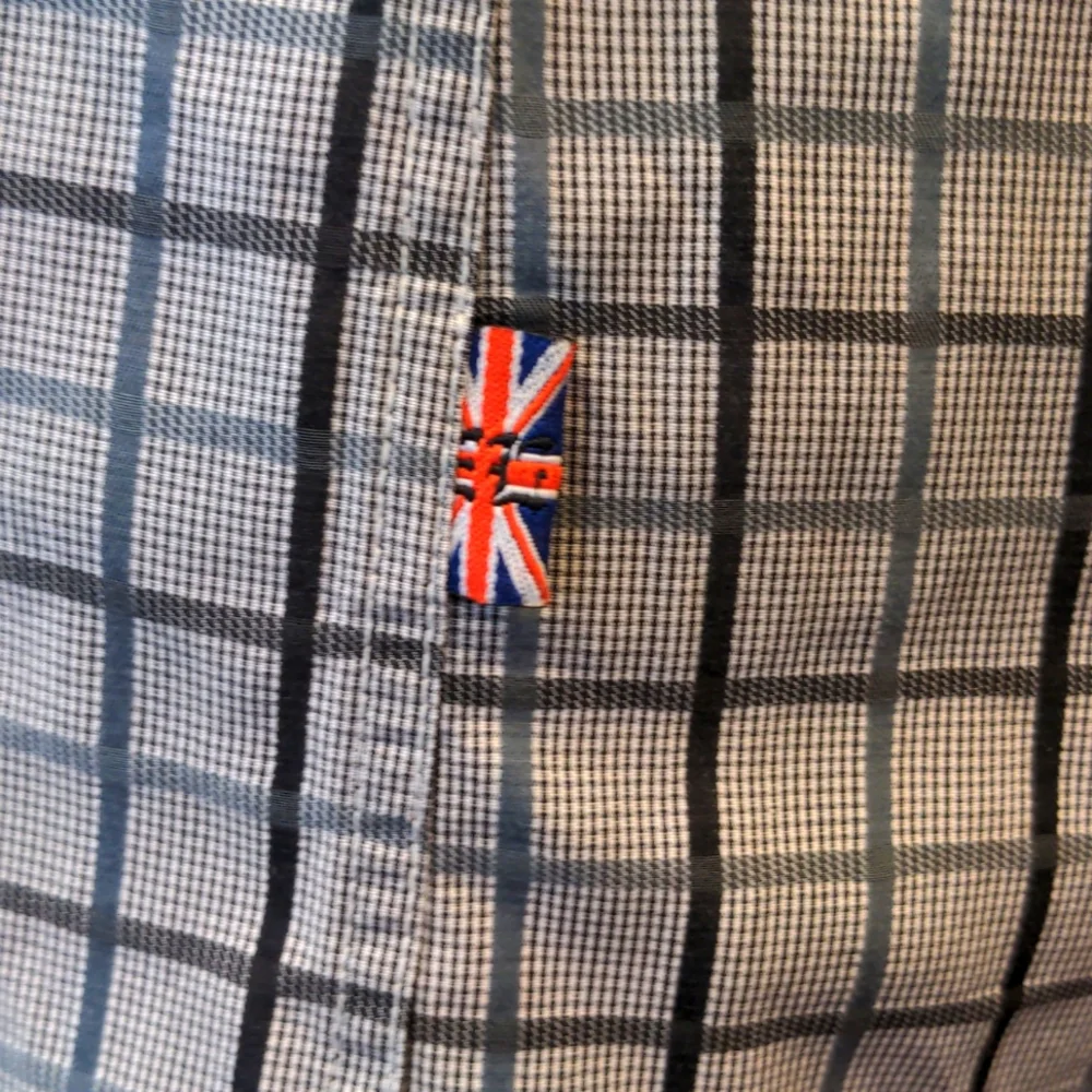 English Laundry Plaid Button Down L/XL - Picture 4 of 8